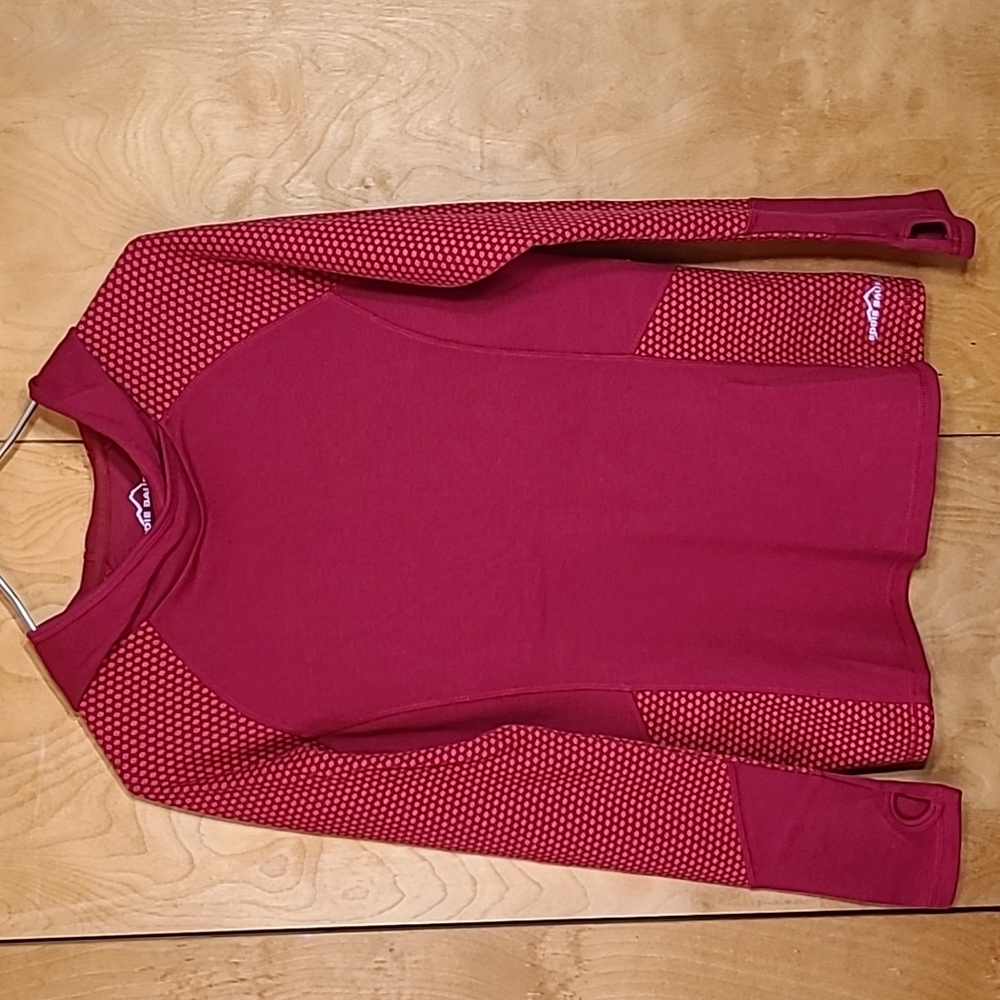 Eddie Bauer fitness style hoodie.  Red & orange.  Size M.  Soft.